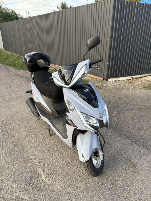 Скутер мопед на учете