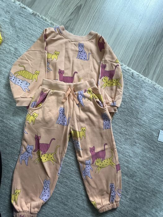 Куртка , детские вещи