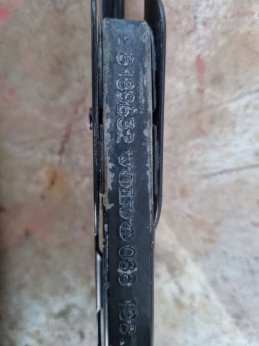 Стойки дворник Волва