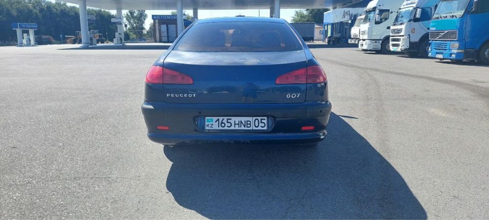 Пежо 607, 2004 года выпуска