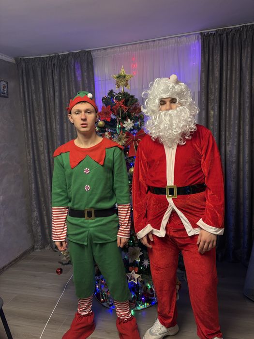 Mos Craciun si Elful Prietenos