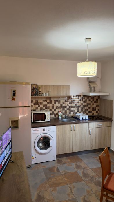 Inchiriez Apartament