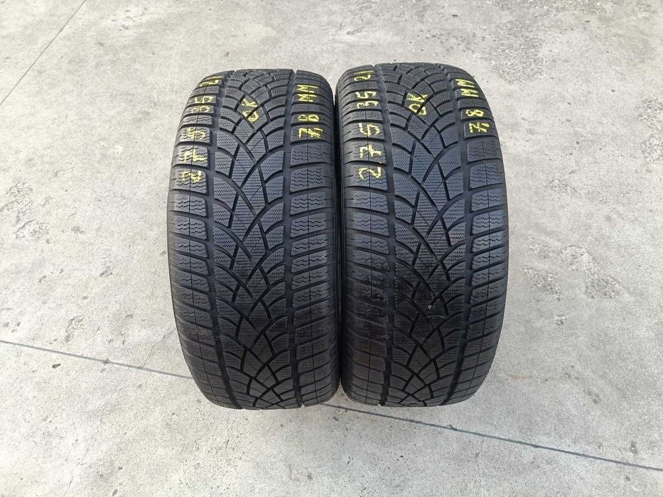 Doua anvelope iarna 275 35 21 dunlop winter 3D profil de 7,8 mm din 8