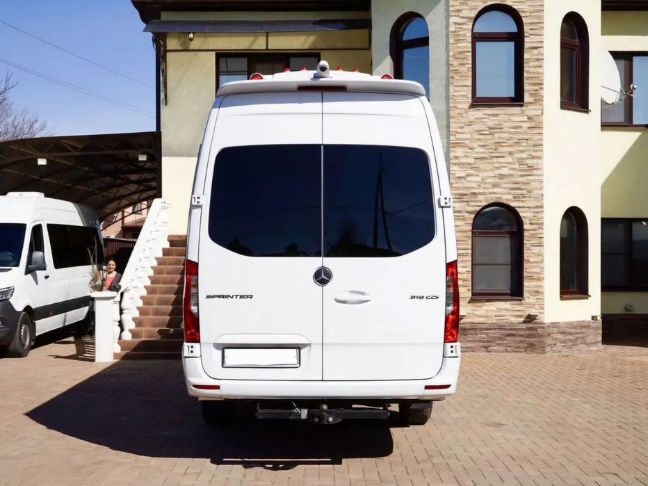 O‘zbekiston bo‘ylab yuqori darajadagi transport xizmati Mercedes Sprin