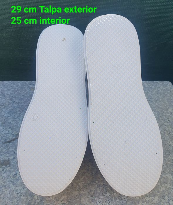 Adidas gheata 2 modele nr.40
