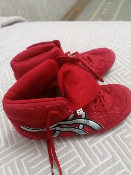 Продаются борцовки