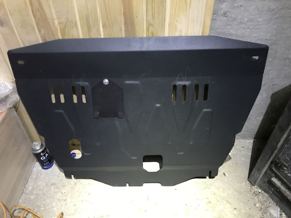 Зашита картера автомобиля