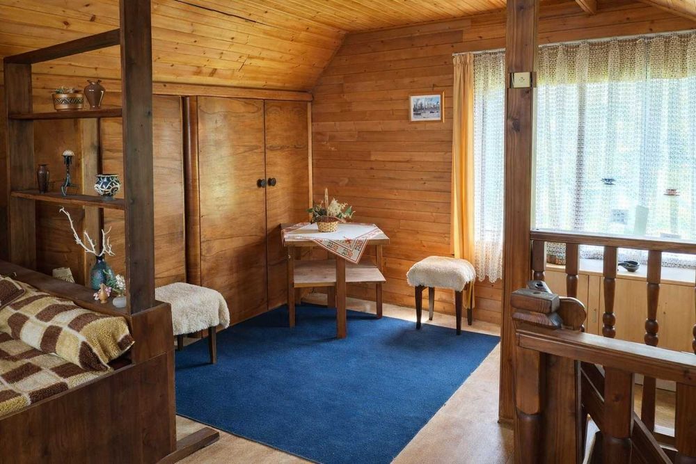 Къща за продажба в гр. Нови Искър, м-т Радеви круши