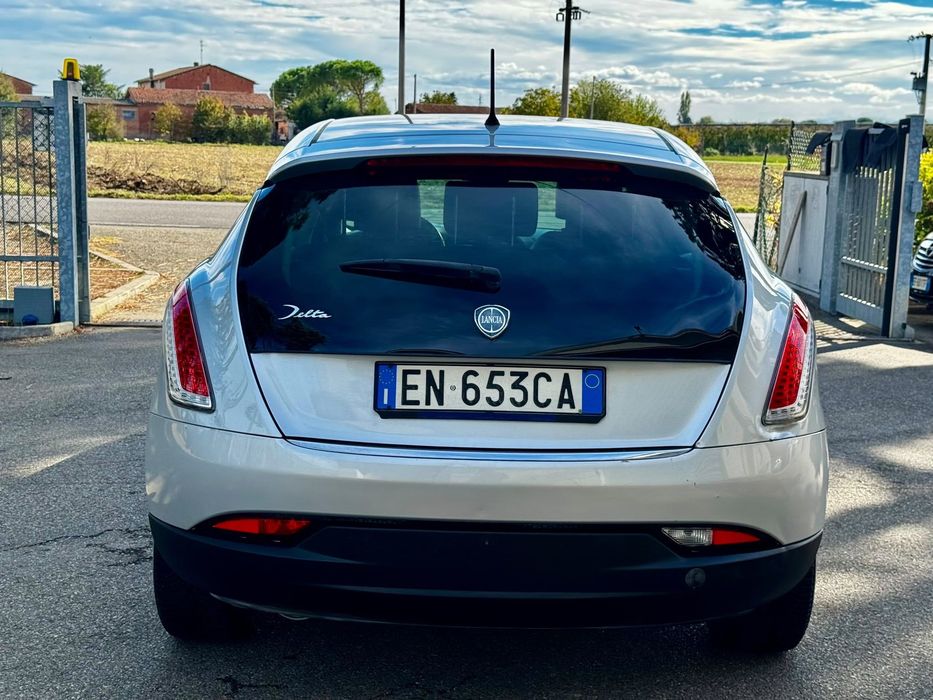 LANCIA Delta 2012 — imagine 4