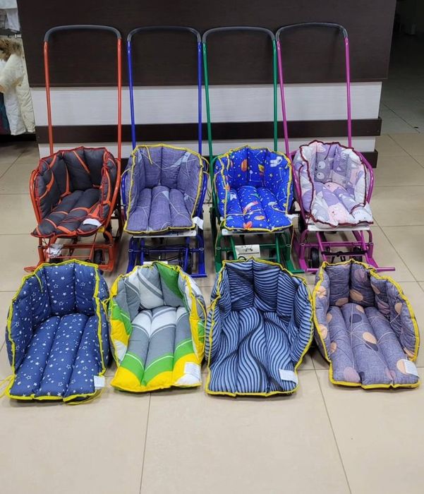 Санки для детей на колесах универсальные