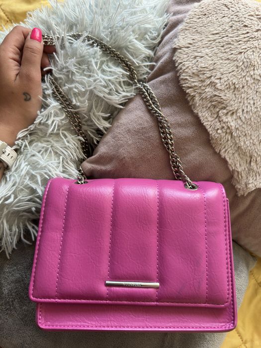 Мини чантичка pull&bear фуксия