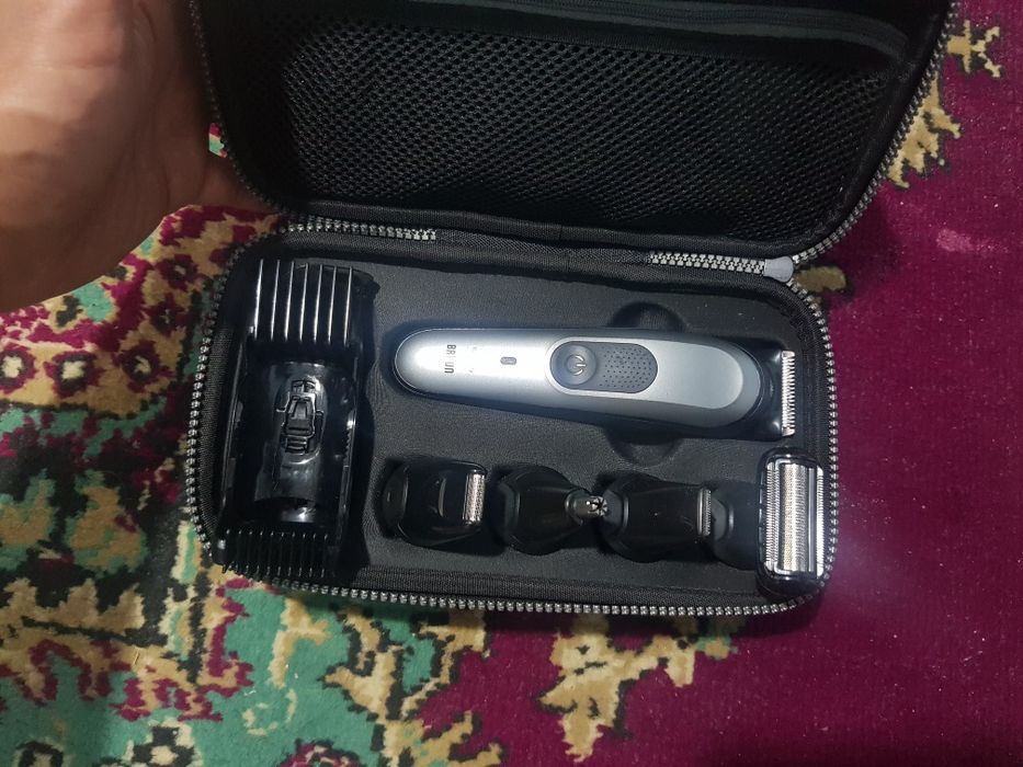 Продам триммер Braun 10в1 (машинка для стрижки)