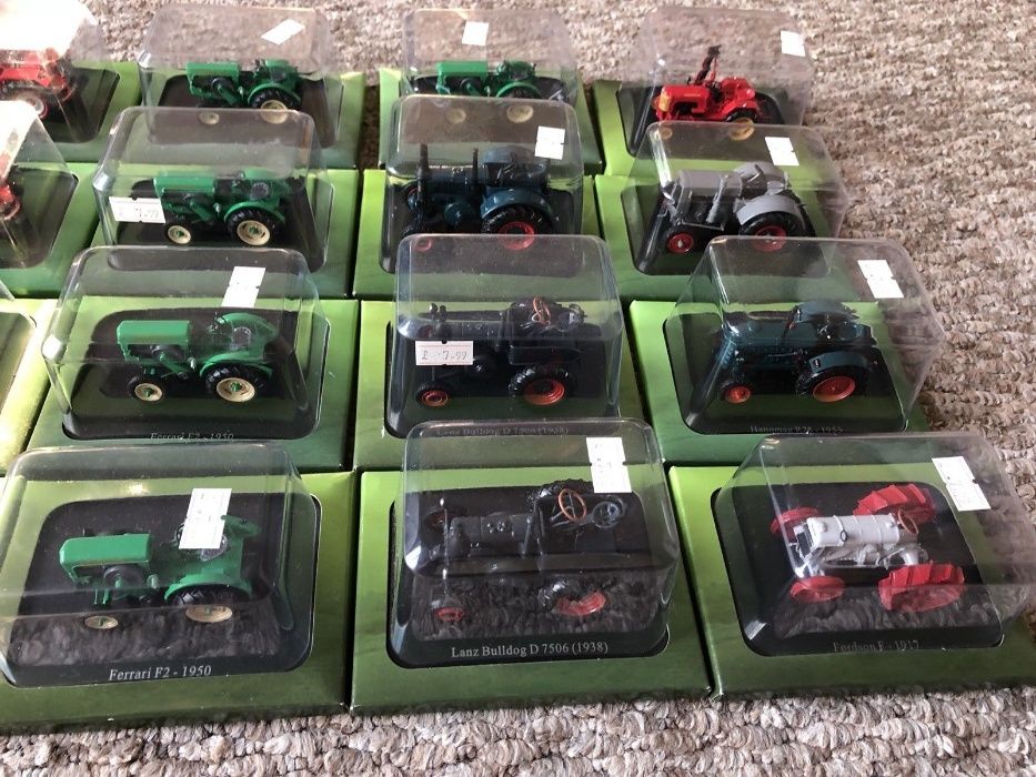 Machete metal tractoare, masini agricole, buldozere Hachette UK