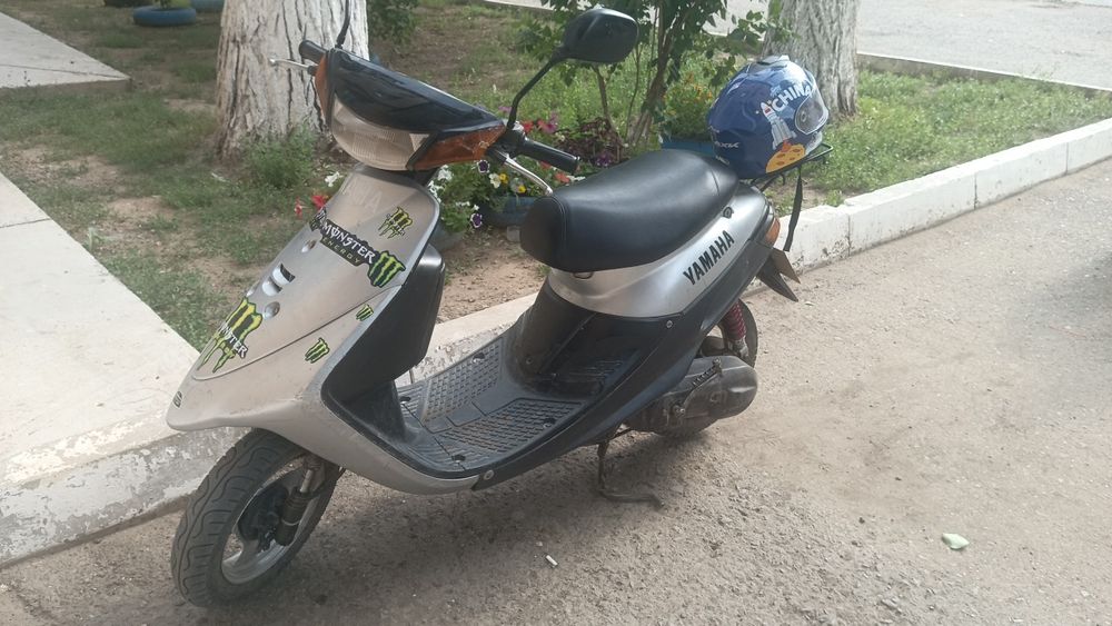 Продам скутер Yamaha Jog