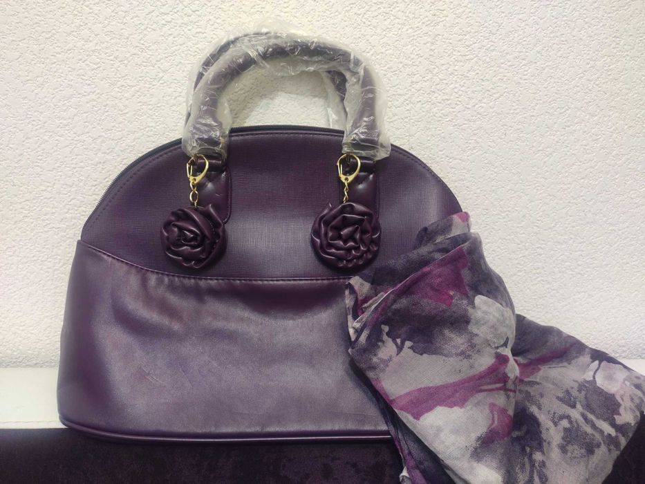 Комплект лилава чанта и шал