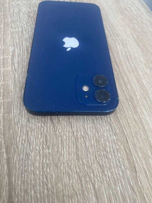 Vand Iphone 12.