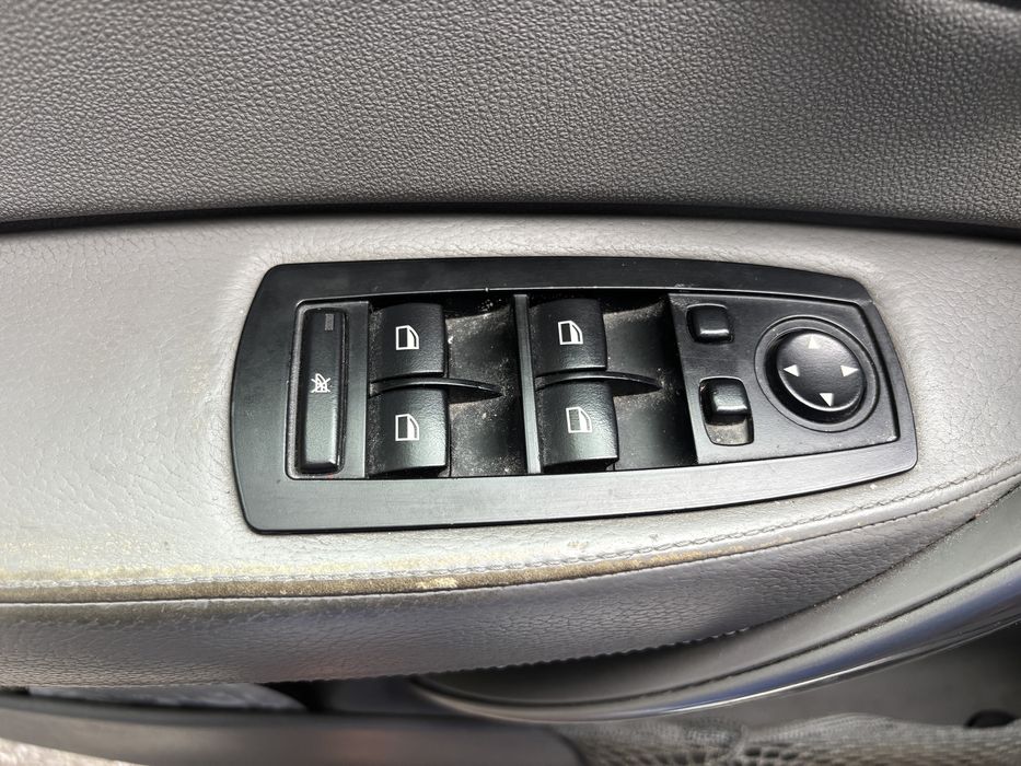 Bmw x3 2006 150 cai raspund pe watapp