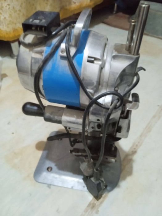 Швейная машинка  арзонга берилад Tikuv mashinasi