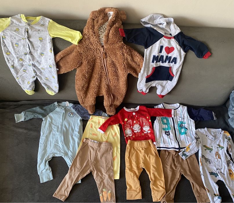 Лот бебешки дрехи