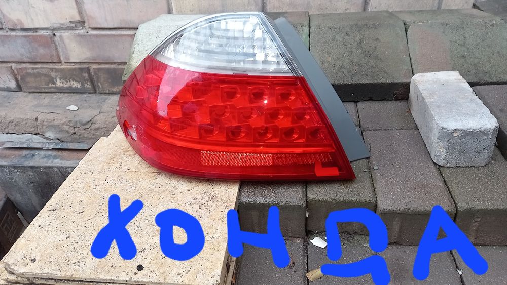 Фонарь левый продам