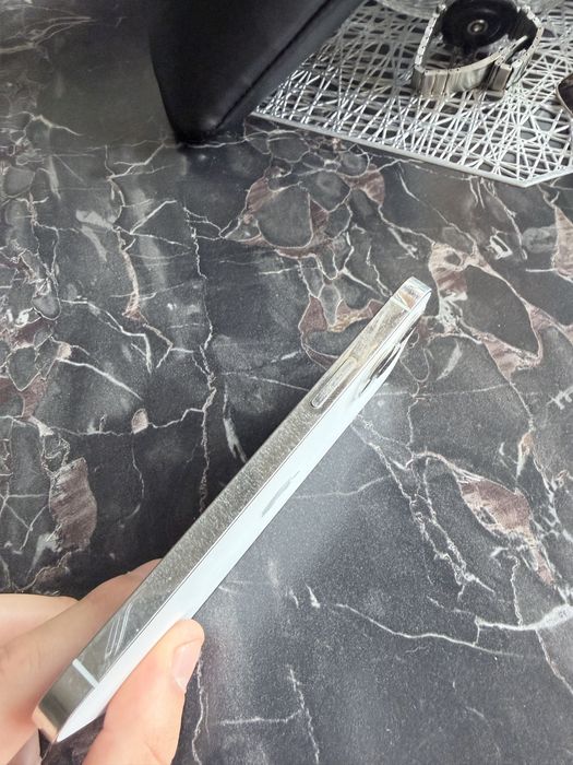 Iphone 12 pro запазен