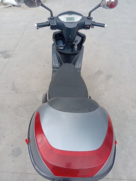 Vând motor,acte in regula toate in regula 42 de milioane luat de acum 6 luni , înscrisă negociabil