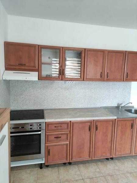 Отлично обзаведен двустаен апартамент в Лазур!