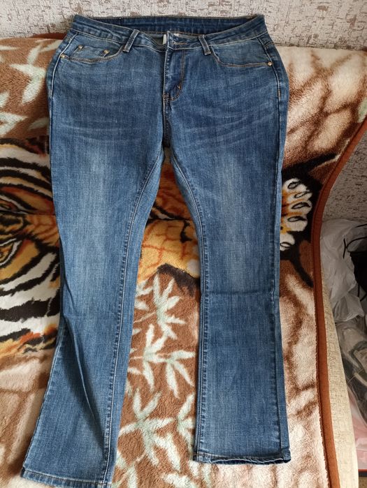 Продам новые джинсы