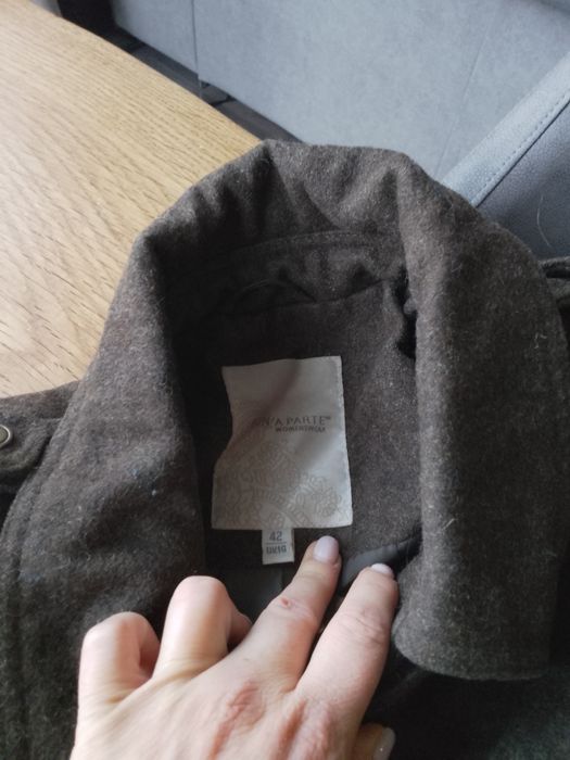 Вълнено маслено зелено палто размер 42, Л