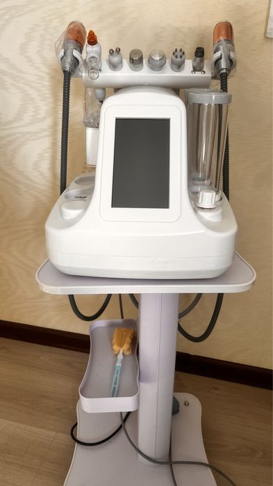 Продам Косметологический  аппарат