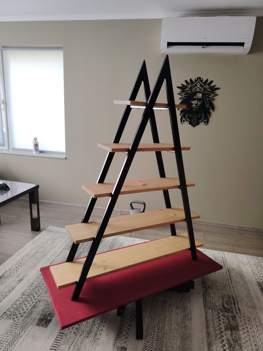 А образна етажерка