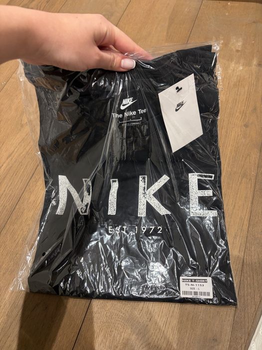 Нова спортна тениска Nike, памучна, L размер