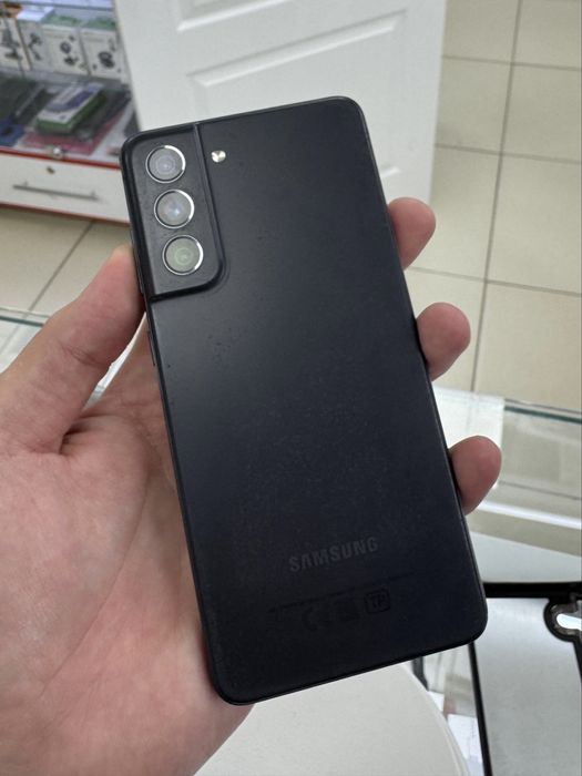 продам телефон samsung s21 fe 5G