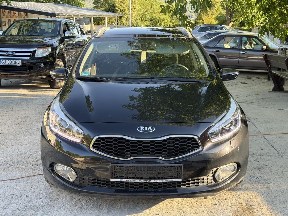 Fata completa  kia ceed 2 2015 1.6 crdi d4fb cutie automata bara far capota bixenon led