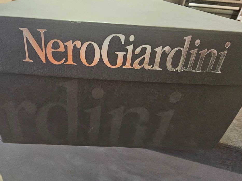 Дамски сандали Nero Giardini обувани веднъж 40 номер