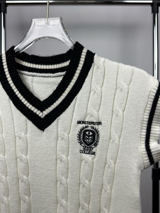 White College Vest | Vestă din lână College