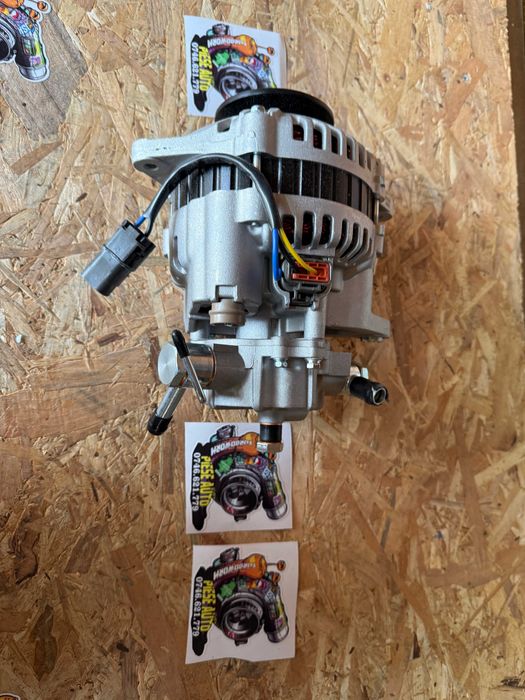Alternator cu pompa vacum  Nissan Atleon, Cabstar, L35, Eco-T, Trade