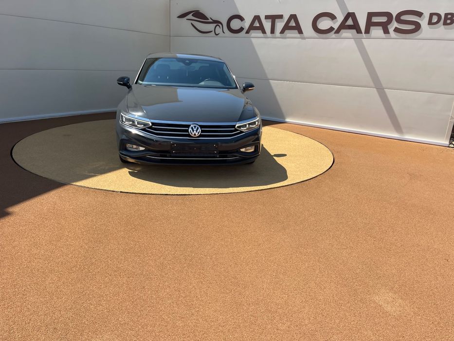 Volkswagen Passat Vw Passat 1.6TDI, 120CP, DSG, LED, Distronic, Cockpit, Camera, Keyless