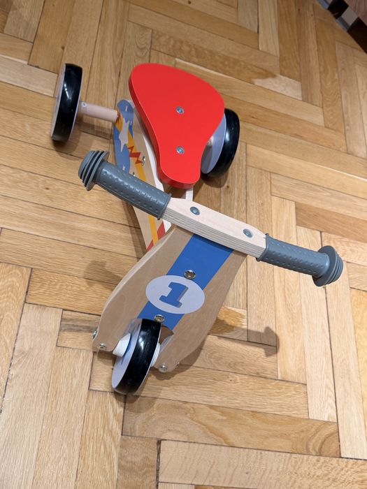 Tricicleta lemn 18+ luni - doar ridicare personala Bucuresti