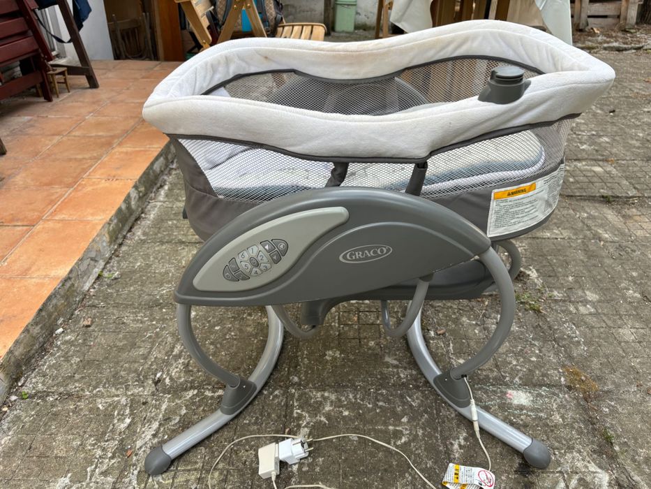 Люлка кошарка за бебее