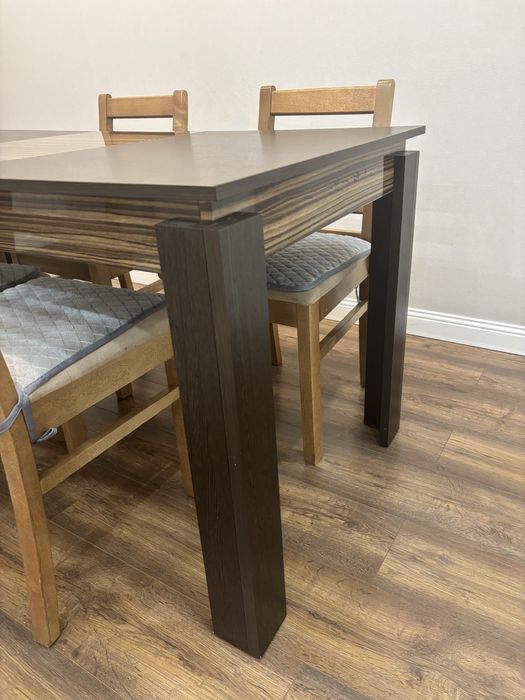 Продам кухонный стол ширина 75