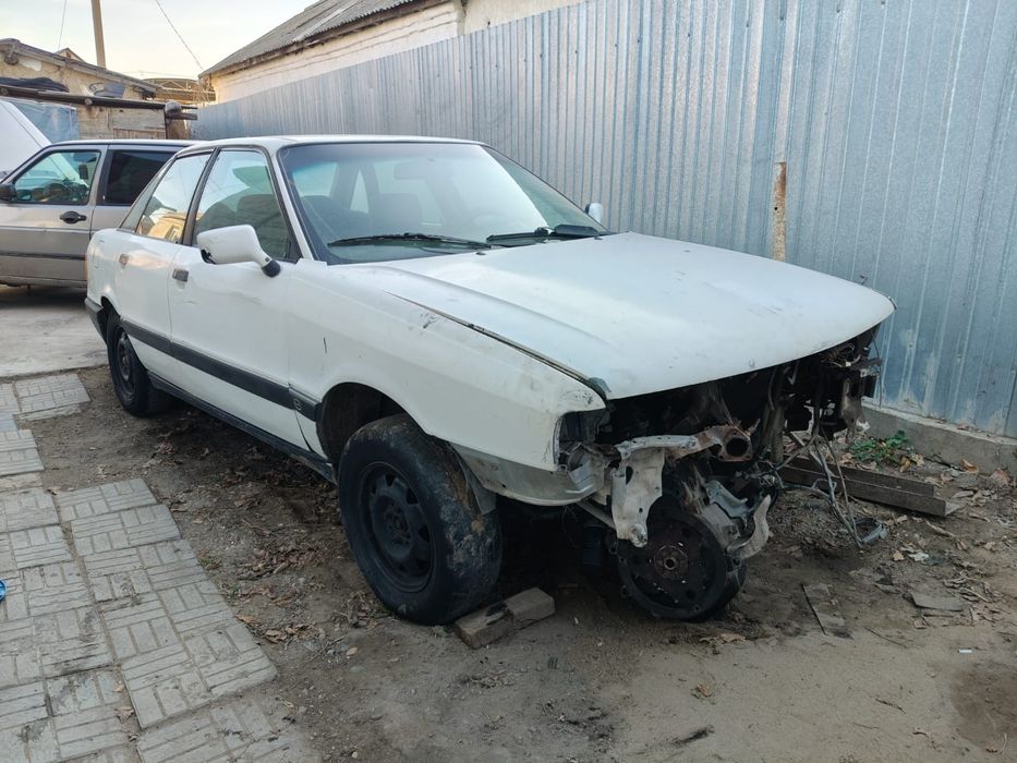 Разбор Ауди 80 б3