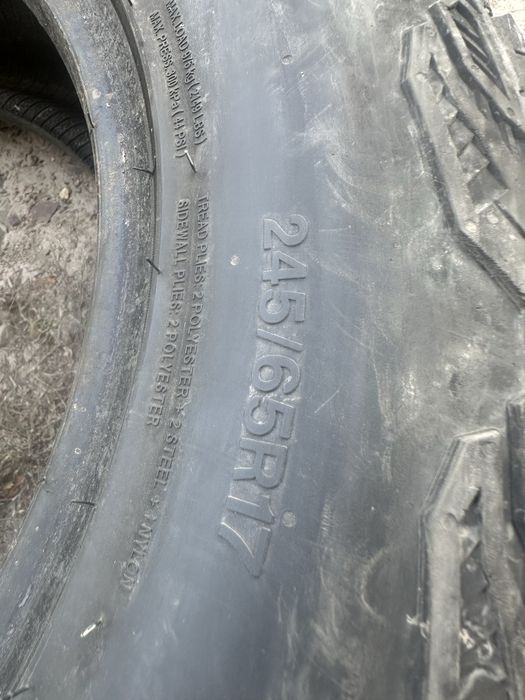 Авто шины 245/65R17 (4шт)