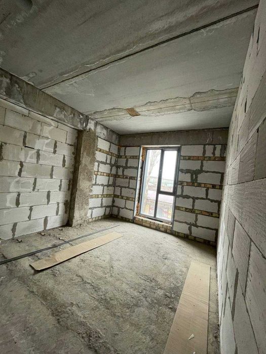 №3757.Продается 2х-комнатная квартира в Новостройке.(коробка)