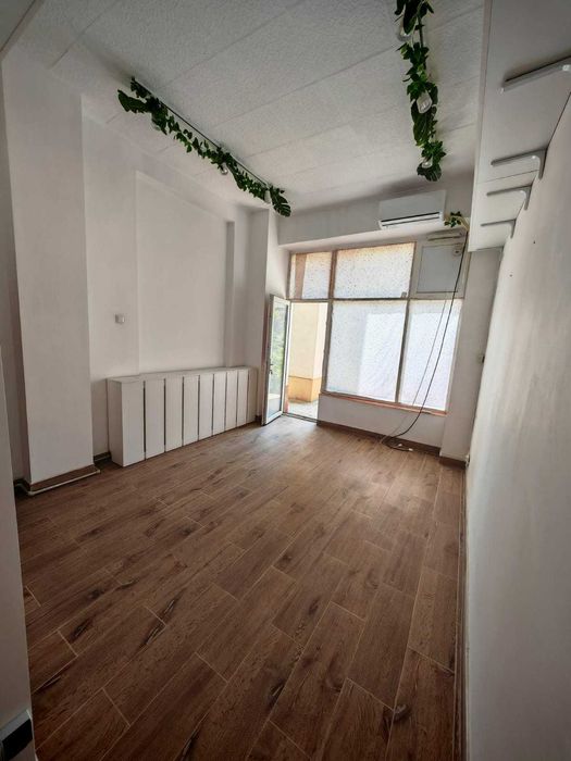 Spațiu comercial / birou 16 mp în Otopeni – DN1