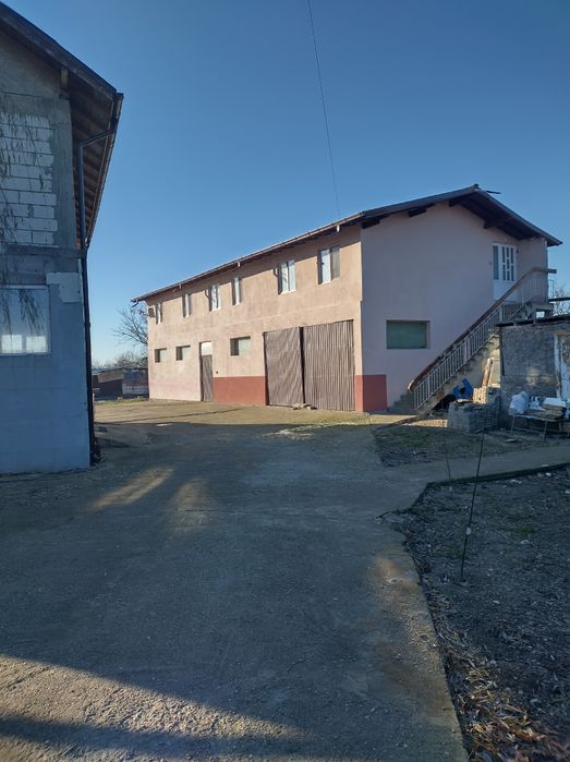 Casa de vânzare.