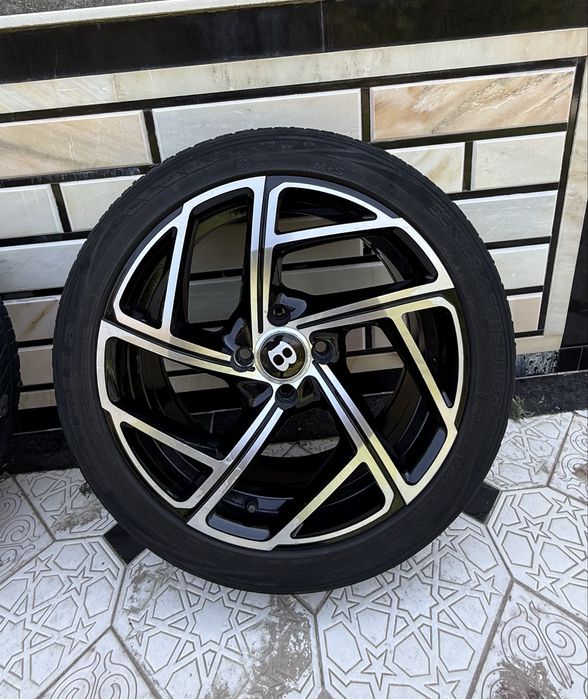 16 lik BENTLEY diska, komplekt (4 ta) holati yaxshi