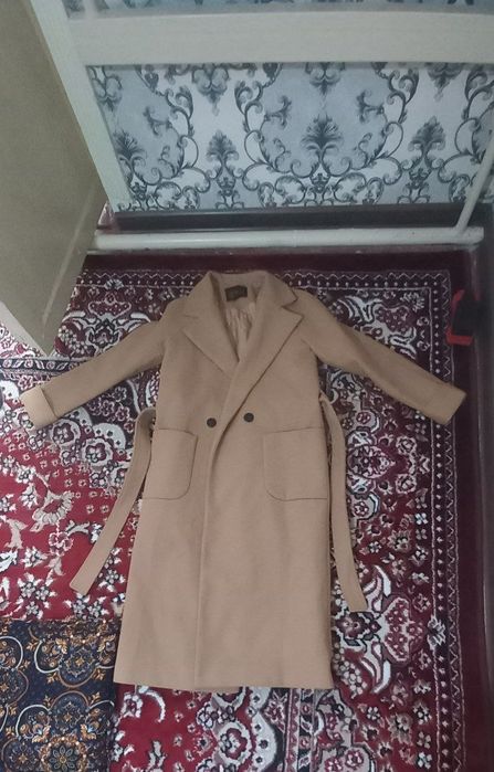 Ayollar paltosi holati yaxshi