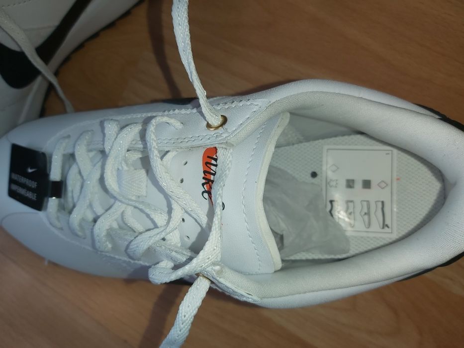 Маратонки Nike 38.5