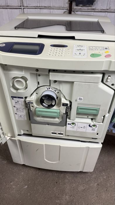 Продам как новый Riso rz 570 ep в отличном состояние rozograf sotiladi